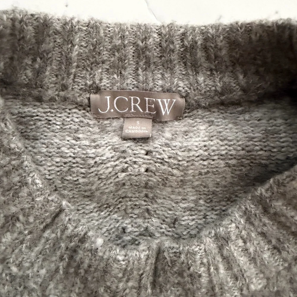 J. Crew Relaxed Crewneck Pullover Heather Ash Dove size Small